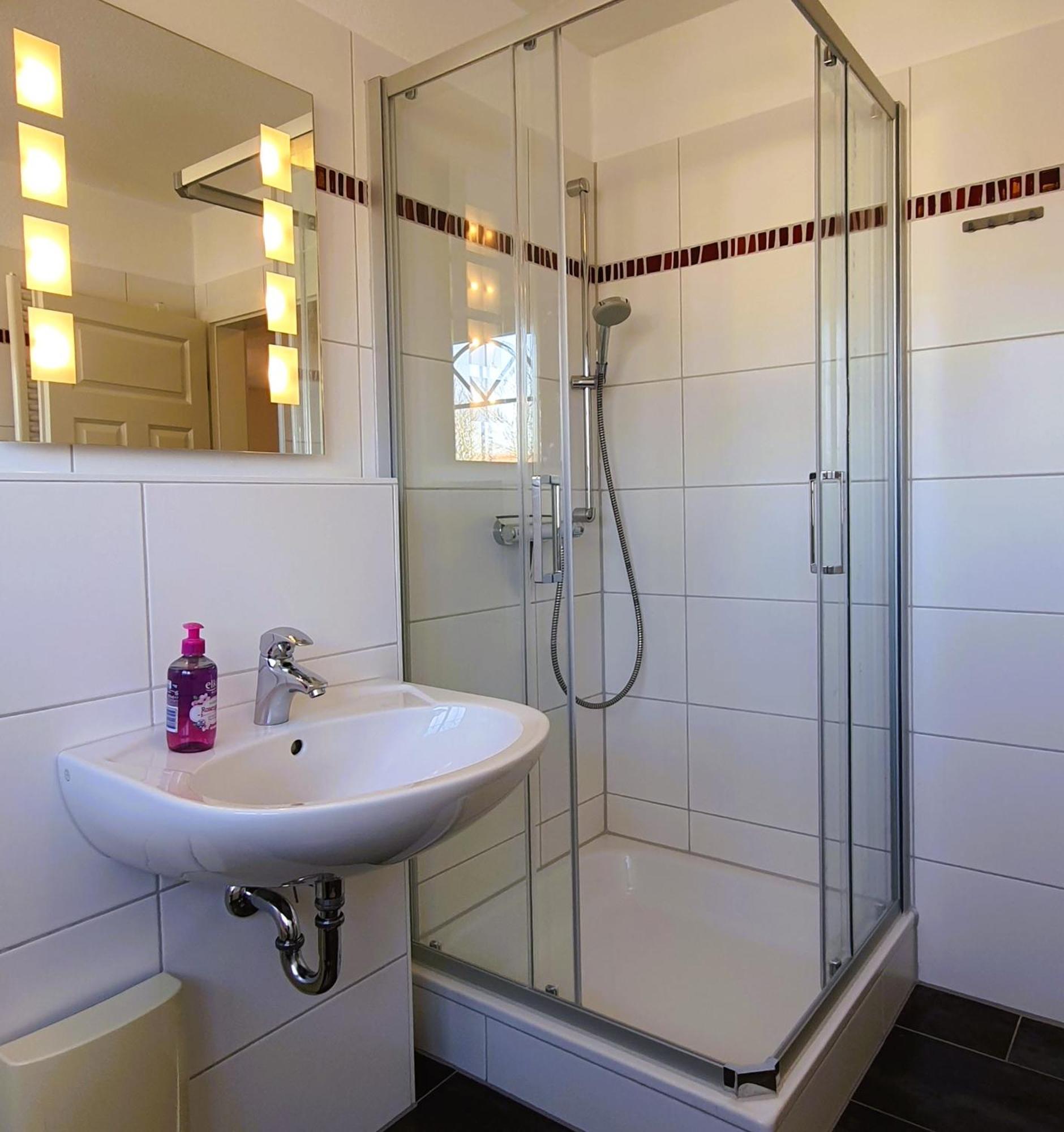 Ferienwohnung Fritz-Reuter-Str.SonnenuhrWg.5 Ostseeheilbad Ostseeheilbad Zingst Exterior foto
