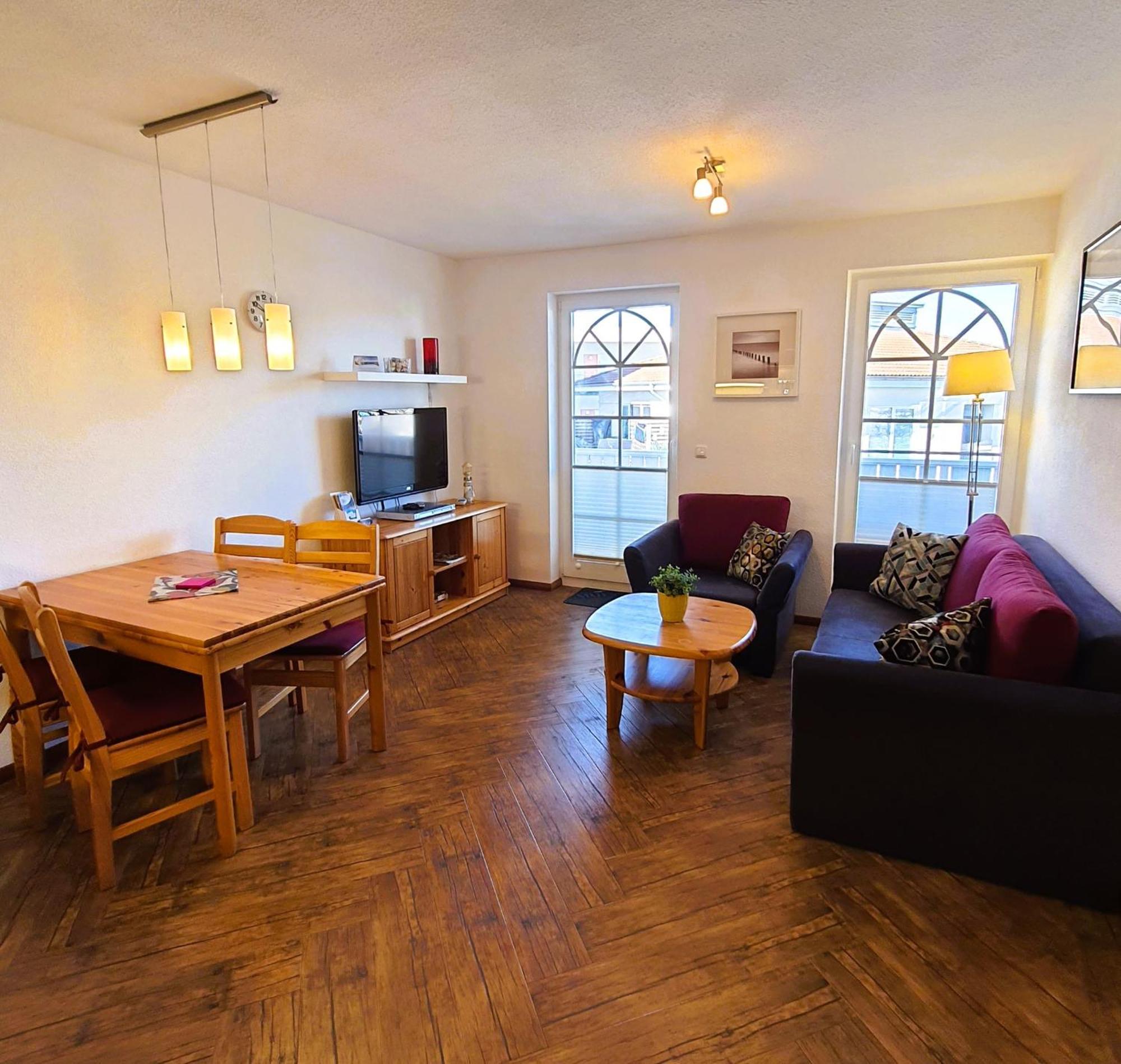 Ferienwohnung Fritz-Reuter-Str.SonnenuhrWg.5 Ostseeheilbad Ostseeheilbad Zingst Exterior foto